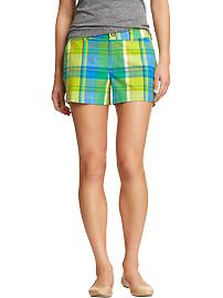 womens-everyday-printed-khaki-shorts-3-1-2-green-plaid